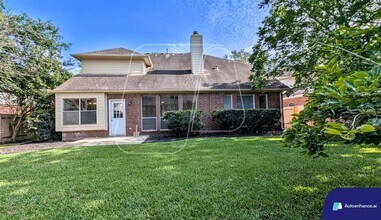 911 Tyler Run in Sugar Land, TX - Building Photo - Building Photo