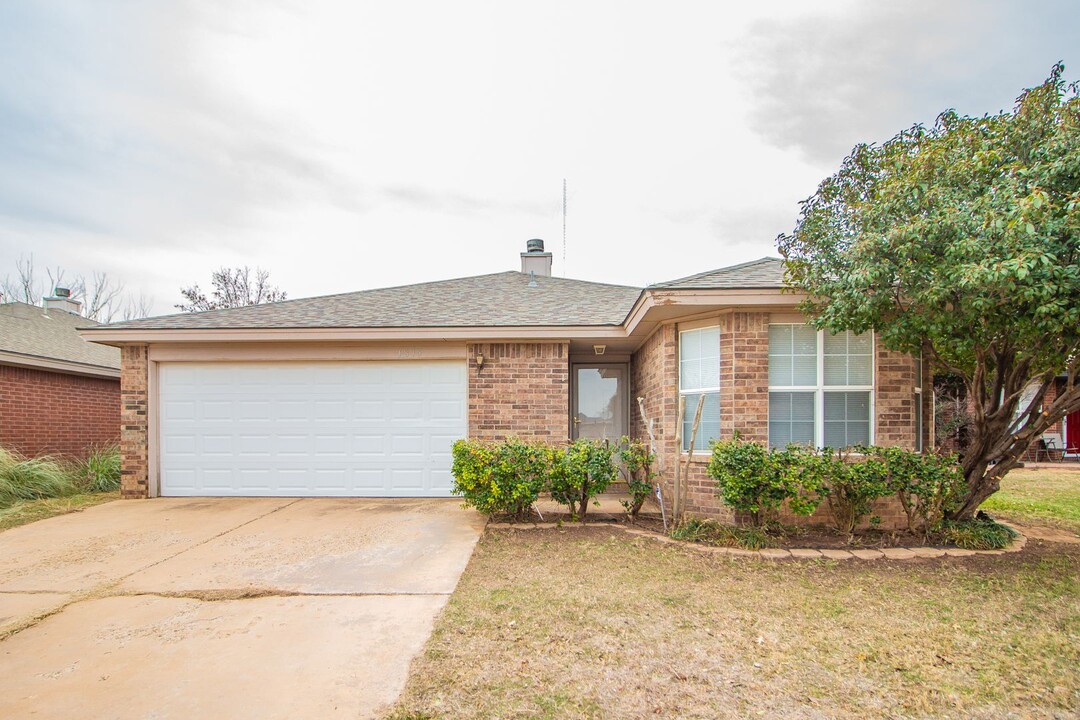 1815 79th St in Lubbock, TX - Building Photo