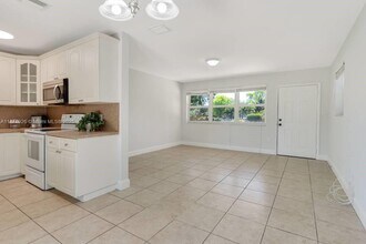 1101 N 71st Terrace in Hollywood, FL - Building Photo - Building Photo