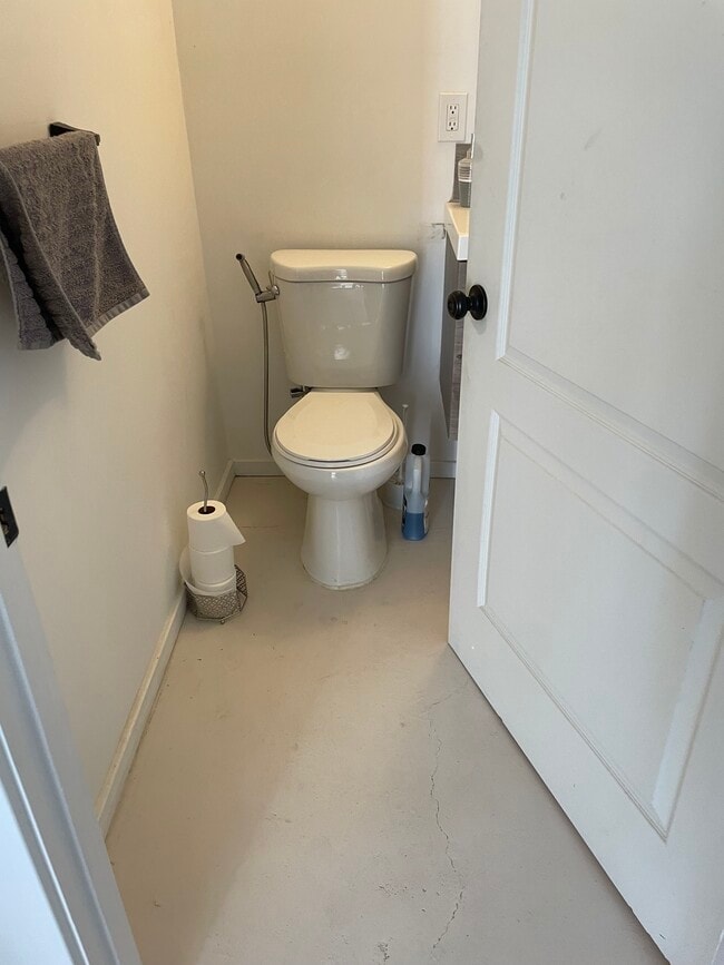 2025 Neptune Rd, Unit Studio in Joshua Tree, CA - Building Photo - Building Photo