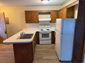 2645 Kragspough Ct, Unit 2645 Kragspough Ct. in Holland, MI - Foto de edificio - Building Photo