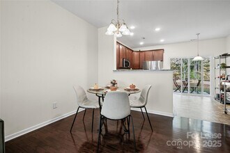 13513 Browhill Ln in Charlotte, NC - Foto de edificio - Building Photo