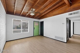 6203 Trowbridge Dr in El Paso, TX - Building Photo - Building Photo