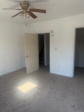 107 S 4th St in Steelton, PA - Foto de edificio - Building Photo