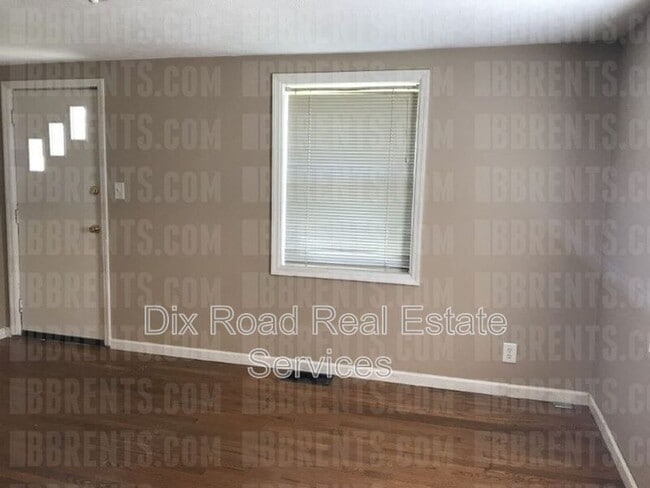 2701 Tylersville Rd in Hamilton, OH - Building Photo - Building Photo