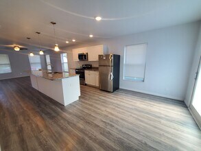 1691 12th St S in St. Petersburg, FL - Building Photo - Building Photo