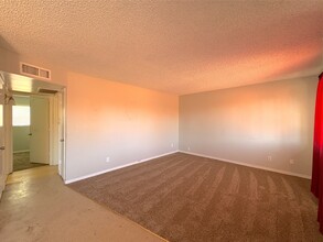 1746 E Virginia Ave, Unit 2 in Phoenix, AZ - Building Photo - Building Photo