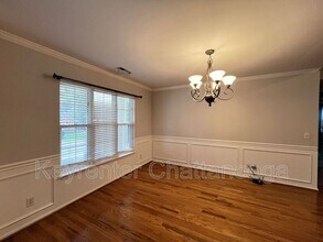 5775 Crooked Creek Dr in Ooltewah, TN - Building Photo - Building Photo