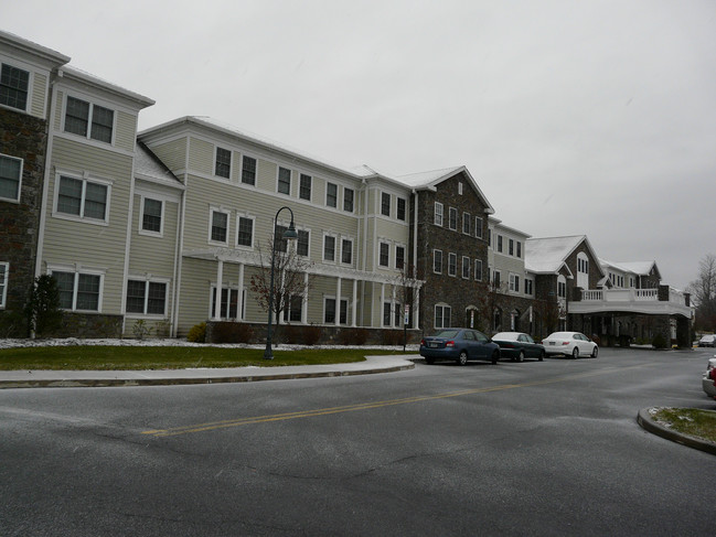 Atria Rye Brook in Rye Brook, NY - Building Photo - Building Photo