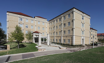 TCU Moncrief Hall Apartments