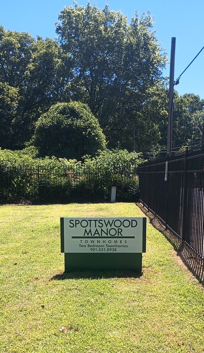 Spottswood Manor