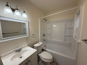 717 S Zunis Ave in Tulsa, OK - Building Photo - Building Photo