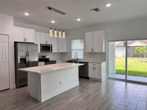 183 Wright Dr in Rotonda West, FL - Building Photo - Building Photo