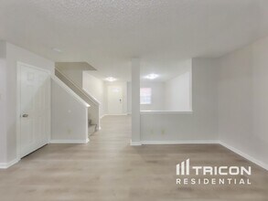 10775 Wymm Ln in Ingalls, IN - Foto de edificio - Building Photo