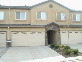 3815 Josephine Heights in Colorado Springs, CO - Building Photo