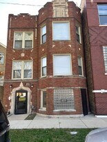 1253 S Tripp Ave in Chicago, IL - Building Photo