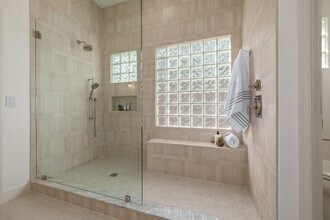 7152 E Night Glow Cir in Scottsdale, AZ - Building Photo - Building Photo