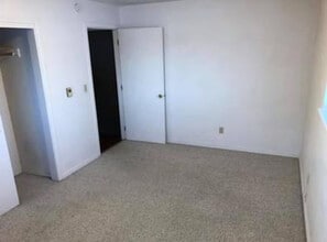 304 S Pine St, Unit 2 Bdrm in Ellensburg, WA - Building Photo - Building Photo
