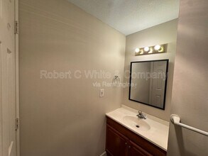 195 Burgundy Hill Ln in Middletown, CT - Building Photo - Building Photo