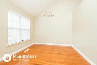 3012 Sir Barton Ct in Mount Juliet, TN - Foto de edificio - Building Photo