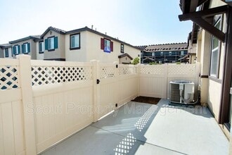 24131 Tuscany Ave in Murrieta, CA - Building Photo - Building Photo