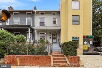 2603 Sherman Ave NW in Washington, DC - Foto de edificio - Building Photo