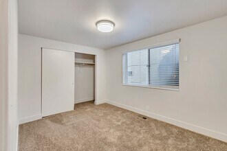 2107 E 3300 S in Salt Lake City, UT - Building Photo - Building Photo