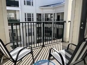 27 Booth St, Unit 345 in Gaithersburg, MD - Building Photo - Building Photo