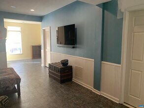 928 Rainier Rd in Charlottesville, VA - Building Photo - Building Photo
