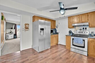 10701 Grecian Rd in Louisville, KY - Building Photo - Building Photo