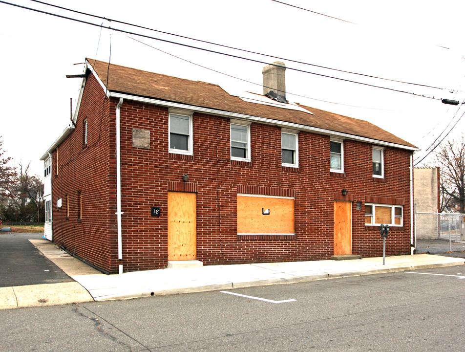 Rooming House in South River, NJ - Building Photo