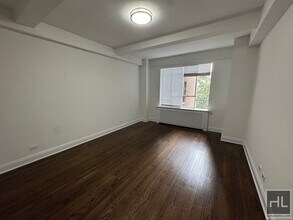 5 AVENUE in New York, NY - Building Photo - Building Photo