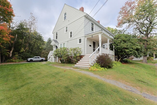 11 Hope St in Hopedale, MA - Building Photo - Building Photo