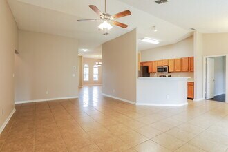 12392 Soaring Flight Dr in Jacksonville, FL - Foto de edificio - Building Photo