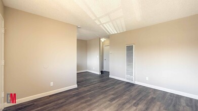 1490 Hemlock Ave in Imperial Beach, CA - Building Photo - Interior Photo