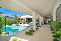 10 Lafayette Dr in Rancho Mirage, CA - Foto de edificio - Building Photo