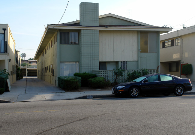 861-865 W Beach Ave in Inglewood, CA - Building Photo - Building Photo