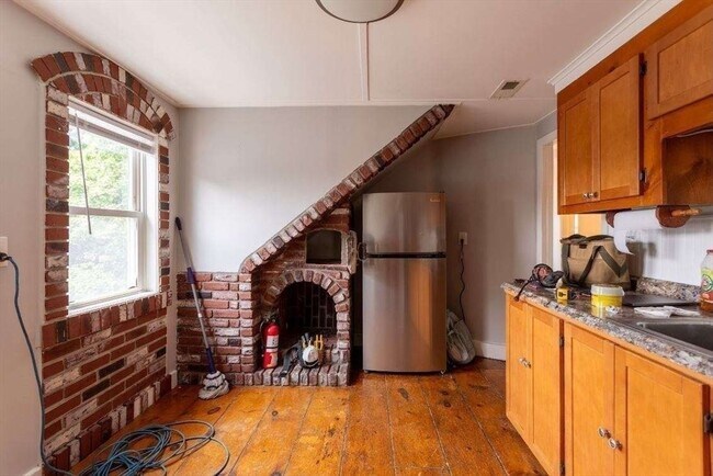 property at 152 East St