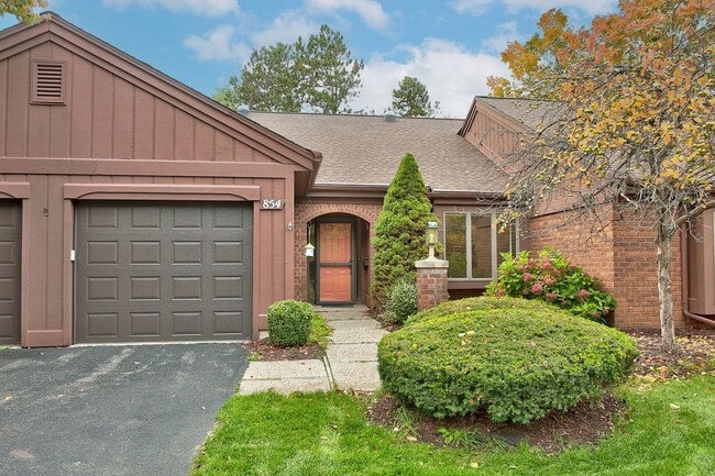 property at 854 York Ave