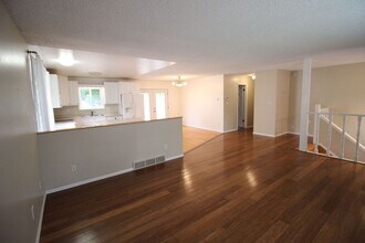 2324 Tanglewood Dr in Fort Collins, CO - Building Photo - Building Photo