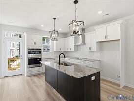 13813 Riverlight Dr in Midlothian, VA - Building Photo