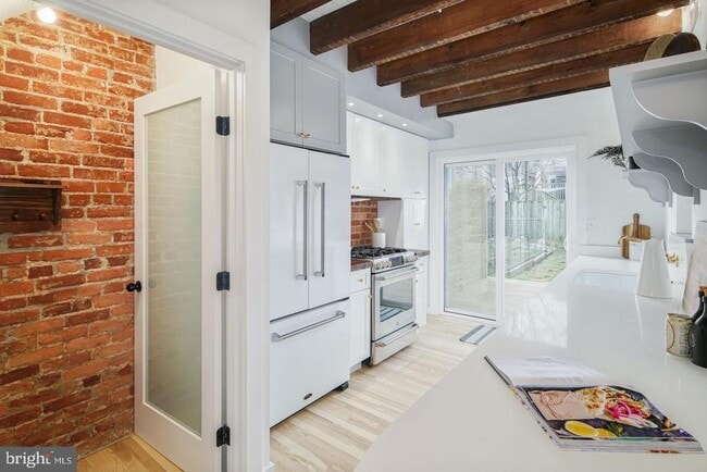 property at 320 Iona Ave