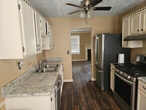 3835 Conley Downs Dr in Decatur, GA - Building Photo - Building Photo
