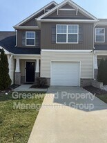 111 Crepe Myrtle Ln in Jamestown, NC - Building Photo