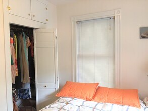79A Tremont St, Unit 2 in Cambridge, MA - Foto de edificio - Building Photo