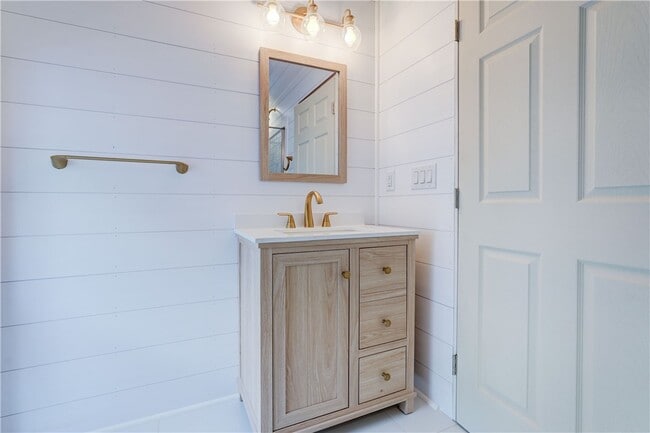 property at 413 Caroline St