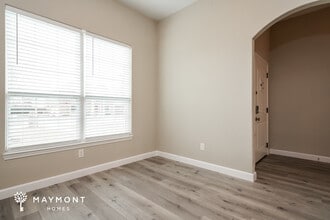 721 Shady Meadow Ln, Unit 1318 in Glenn Heights, TX - Foto de edificio - Building Photo