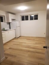 Spacious One Bedroom Basement Apartment in Toronto, ON - Building Photo - Building Photo