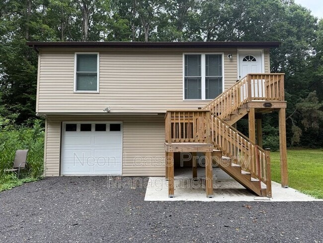 property at 18942 Sand Hill Rd