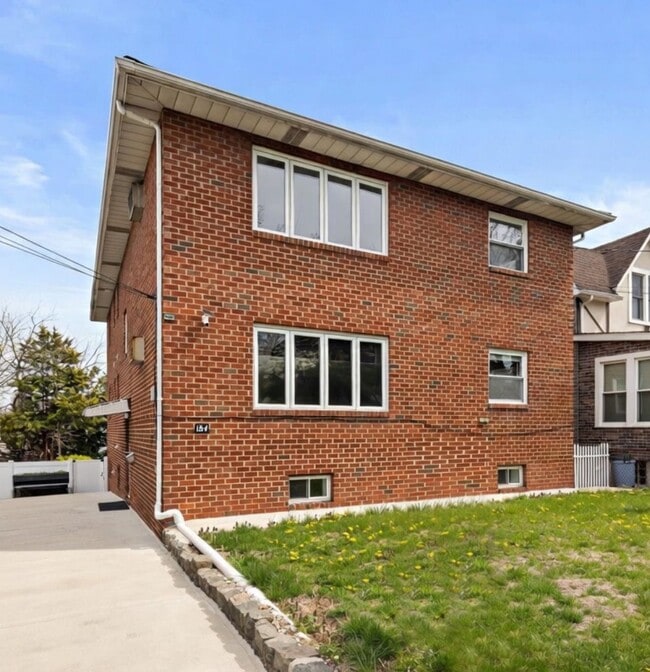 property at 184 Central Ln